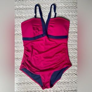 Boden | Corsica V-neck Swimsuit | Size 16-18R